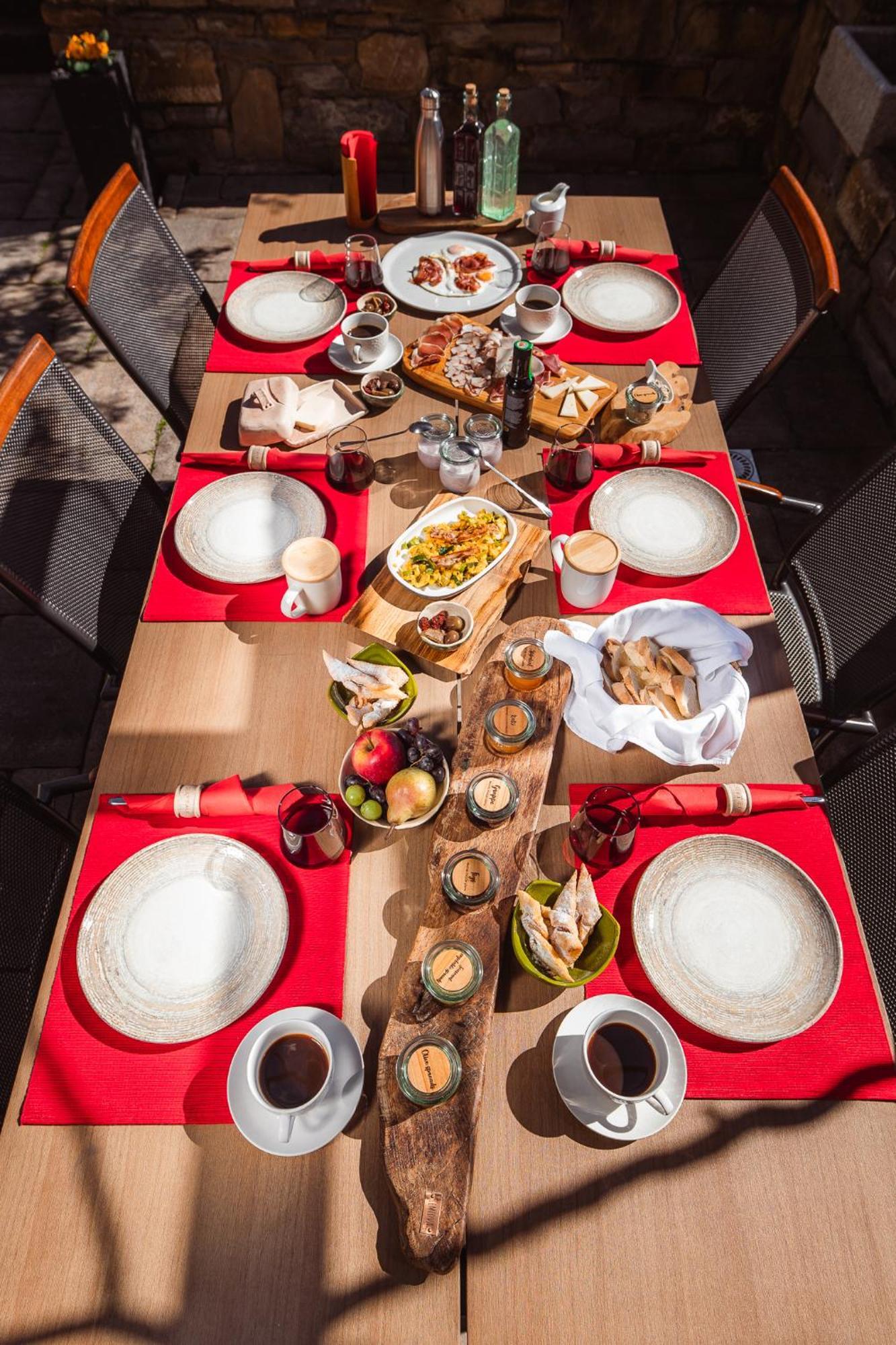 Touristfarm - Apartments "Red Fairytale" Marezige Esterno foto